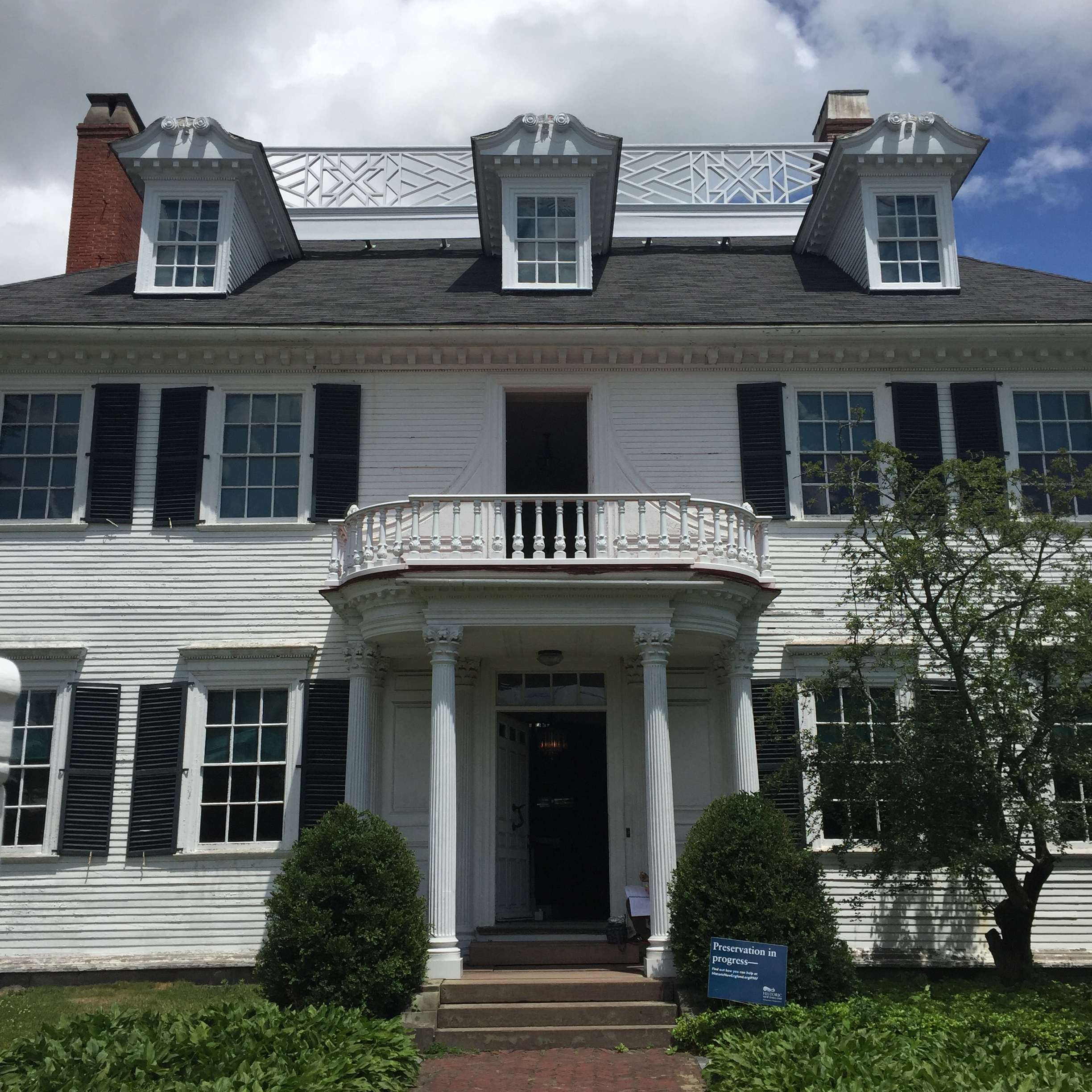 Stroll around historic Portsmouth NH – New England Classic Beauty